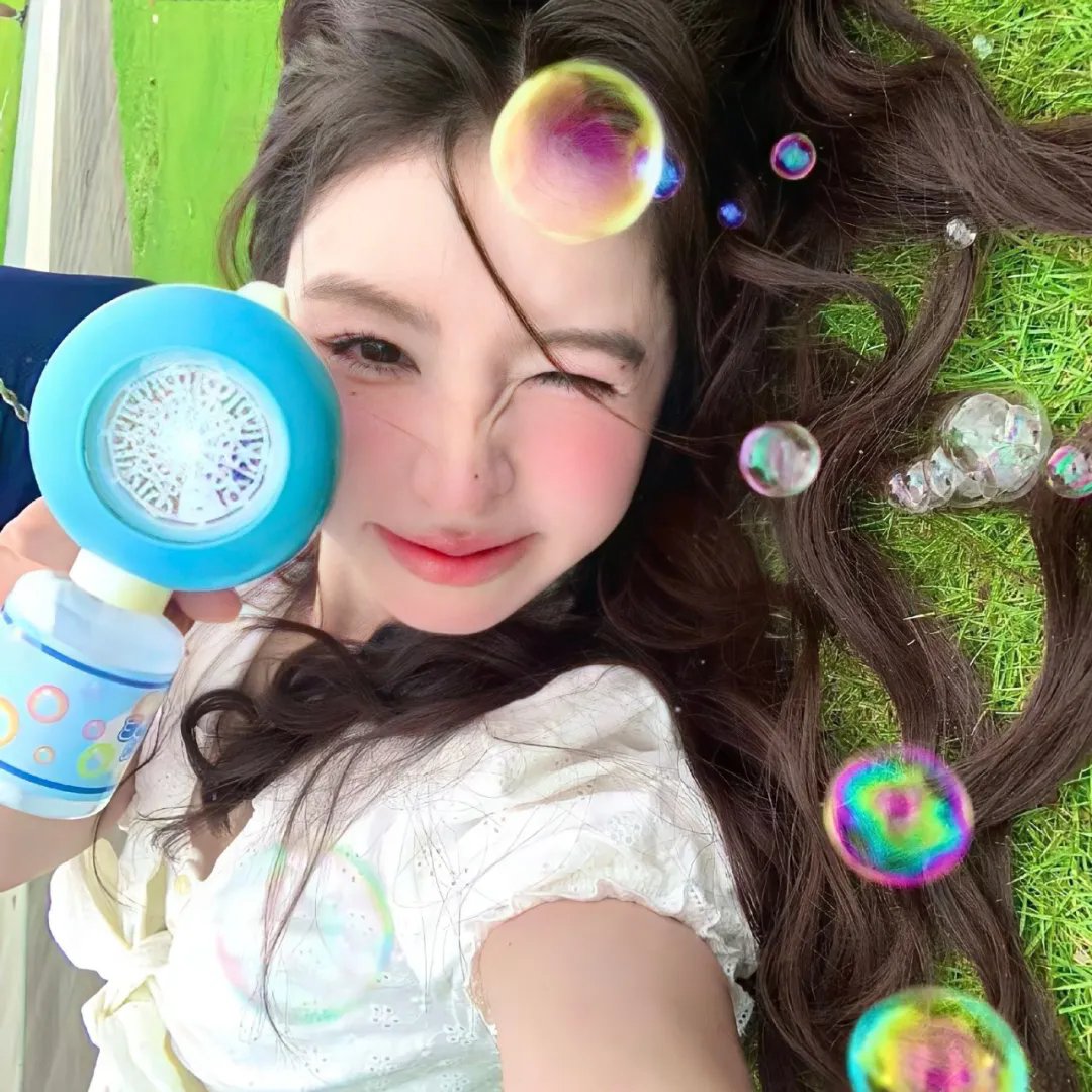 红天鹅